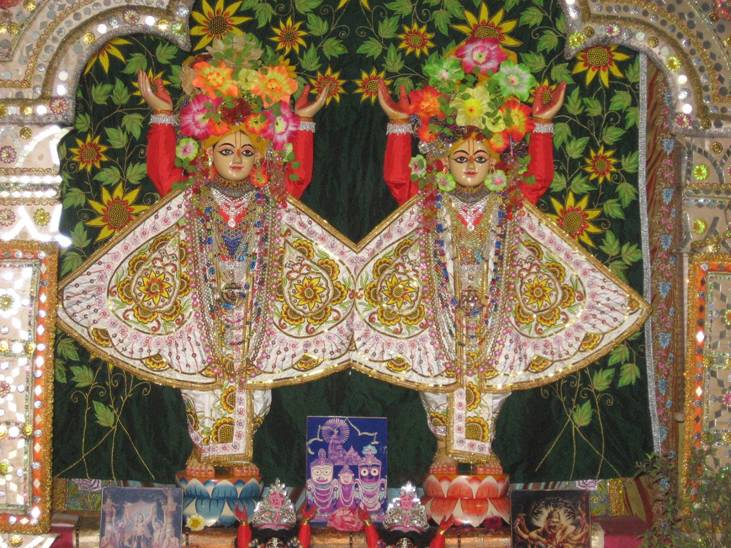 Sri Sri Nitai-Gauranga at Ekachakra_01.jpg