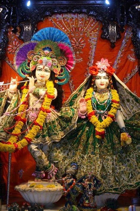 Sri_Sri_Rukmani-Dwarkadisha_01.jpg